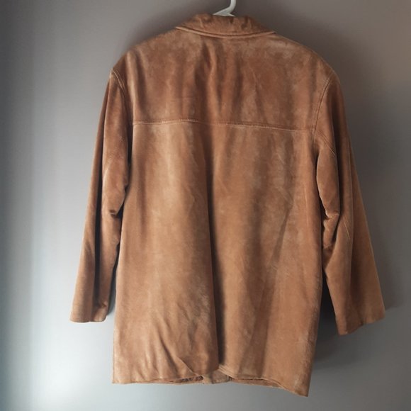 Danier Tan Suede Trench Coat - Picture 6 of 16